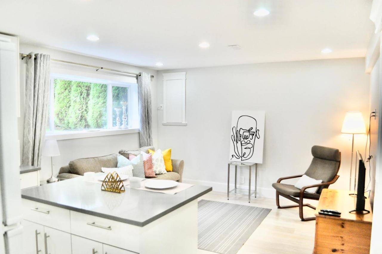 Stylish 1 Bedroom Suite In North Vancouver 10 Mins Ski Exterior foto