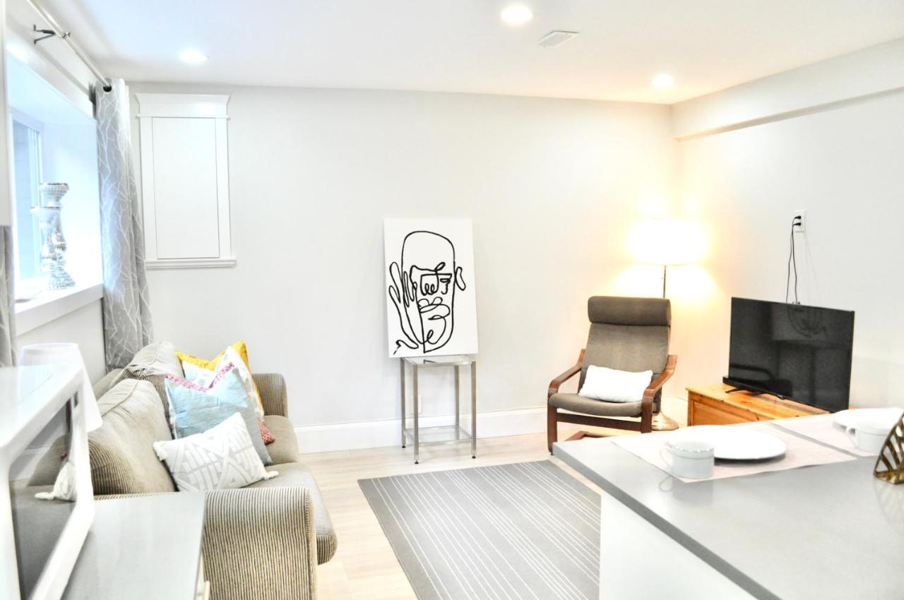 Stylish 1 Bedroom Suite In North Vancouver 10 Mins Ski Exterior foto